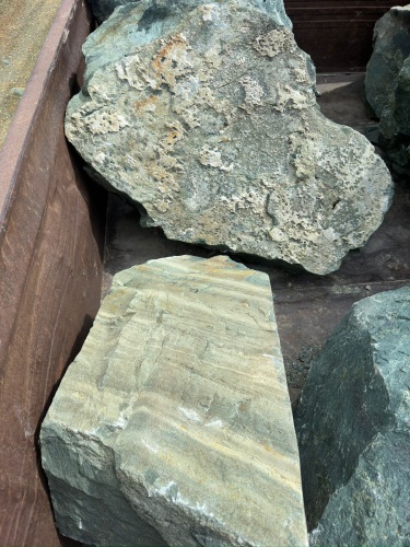 Ландшафтные глыбы зелёные 200-500 килограмм купить в Нязепетровске