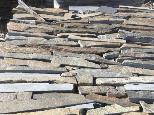 Горбушка златолит мультиколор для облицовки купить в Нязепетровске