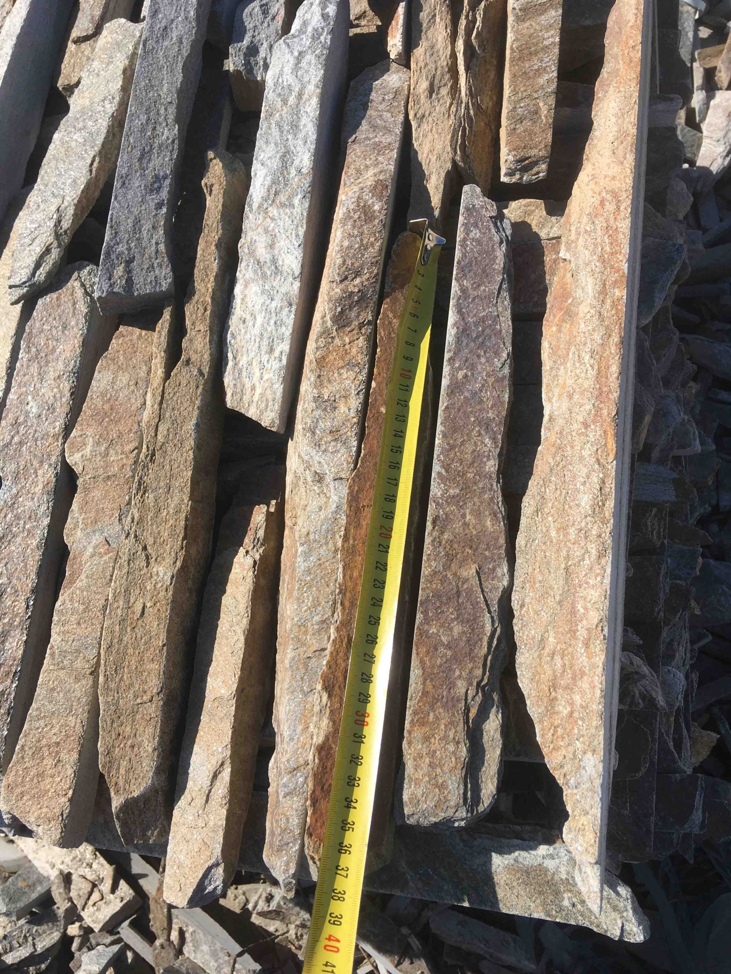 Горбушка златолит мультиколор для облицовки купить в Нязепетровске