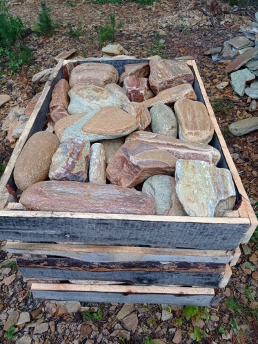 Златолит жёлтый, жёлто-зелёный глыбки и валуны для ланшафтного дизайна купить в Нязепетровске