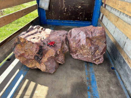 Ландшафтные глыбы красно-фиолетовые 200-1000 килограмм купить в Нязепетровске