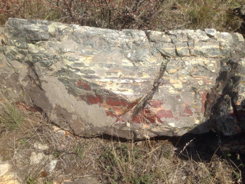 Гигантские зелёные валуны для ландшафтного дизайна весом более 5 тонн купить в Нязепетровске