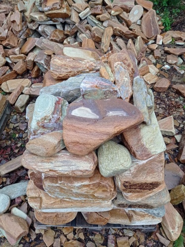 Златолит жёлтый, жёлто-зелёный глыбки и валуны для ланшафтного дизайна купить в Нязепетровске