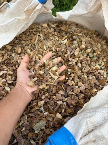 Златолит персиковый декоративная каменная крошка купить в Нязепетровске