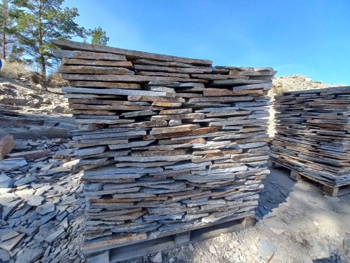 Плитняк златолит серебристый для фасада купить в Нязепетровске