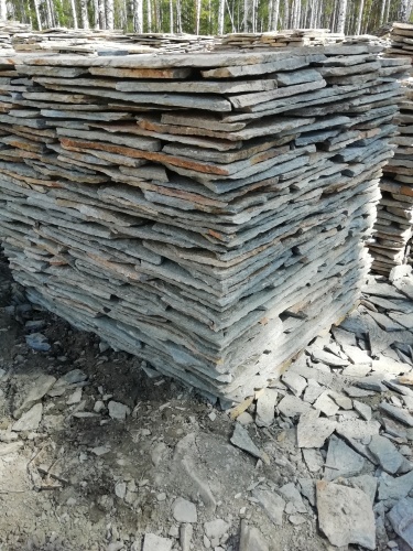 Плитняк златолит Уральский для цоколя, отмостки купить в Нязепетровске