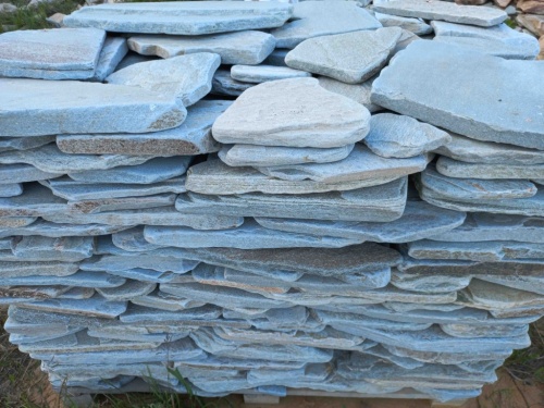 Плитняк златолит зелёный галтованный для цоколя купить в Нязепетровске