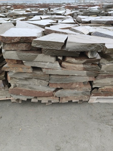 Плитняк песчаник серо-зелёный для мощения 60-65 мм купить в Нязепетровске